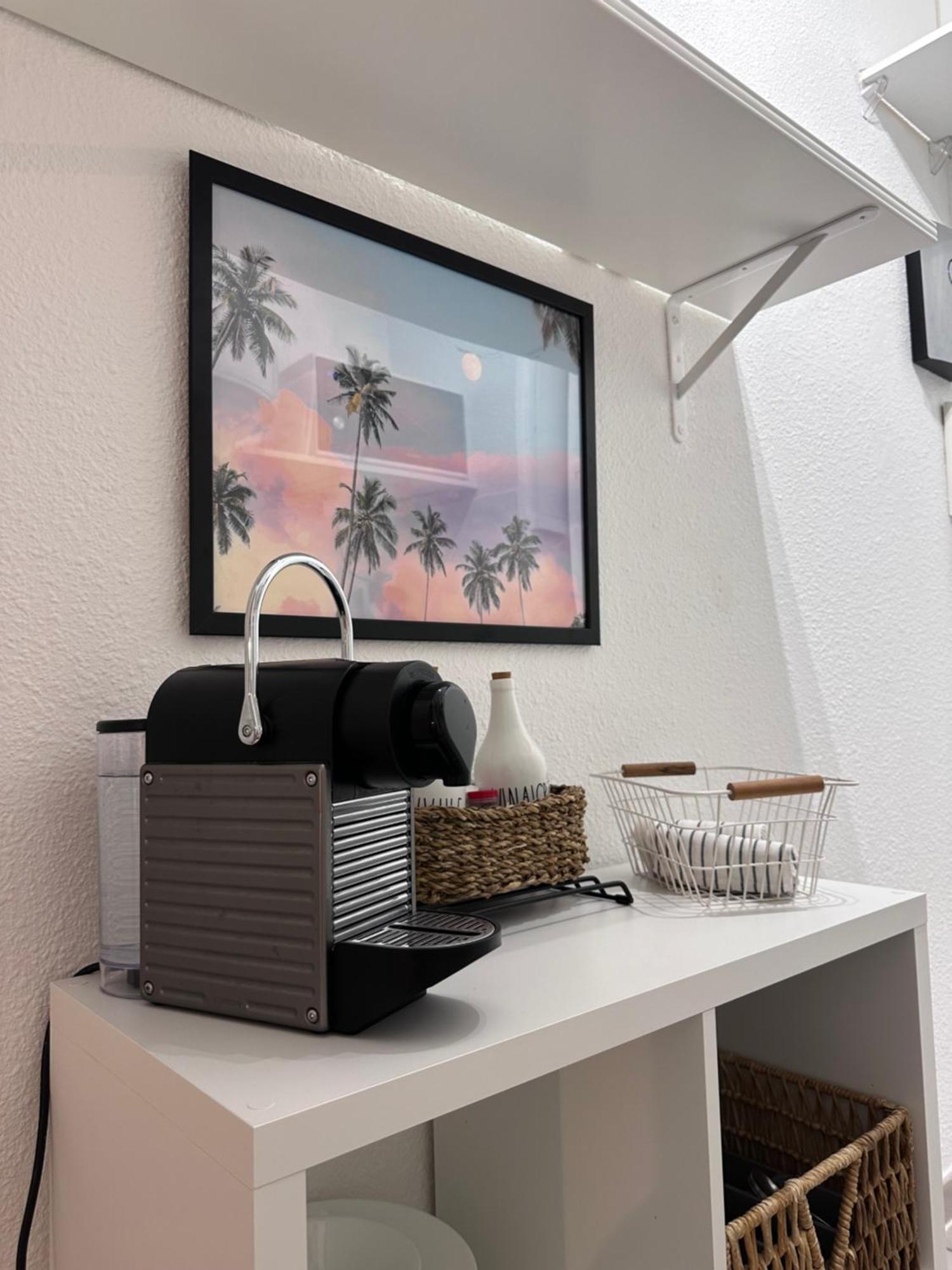 Studio Sur Le Port De Hyeres - A 2Min Des Plages, Clim & Balcon ภายนอก รูปภาพ