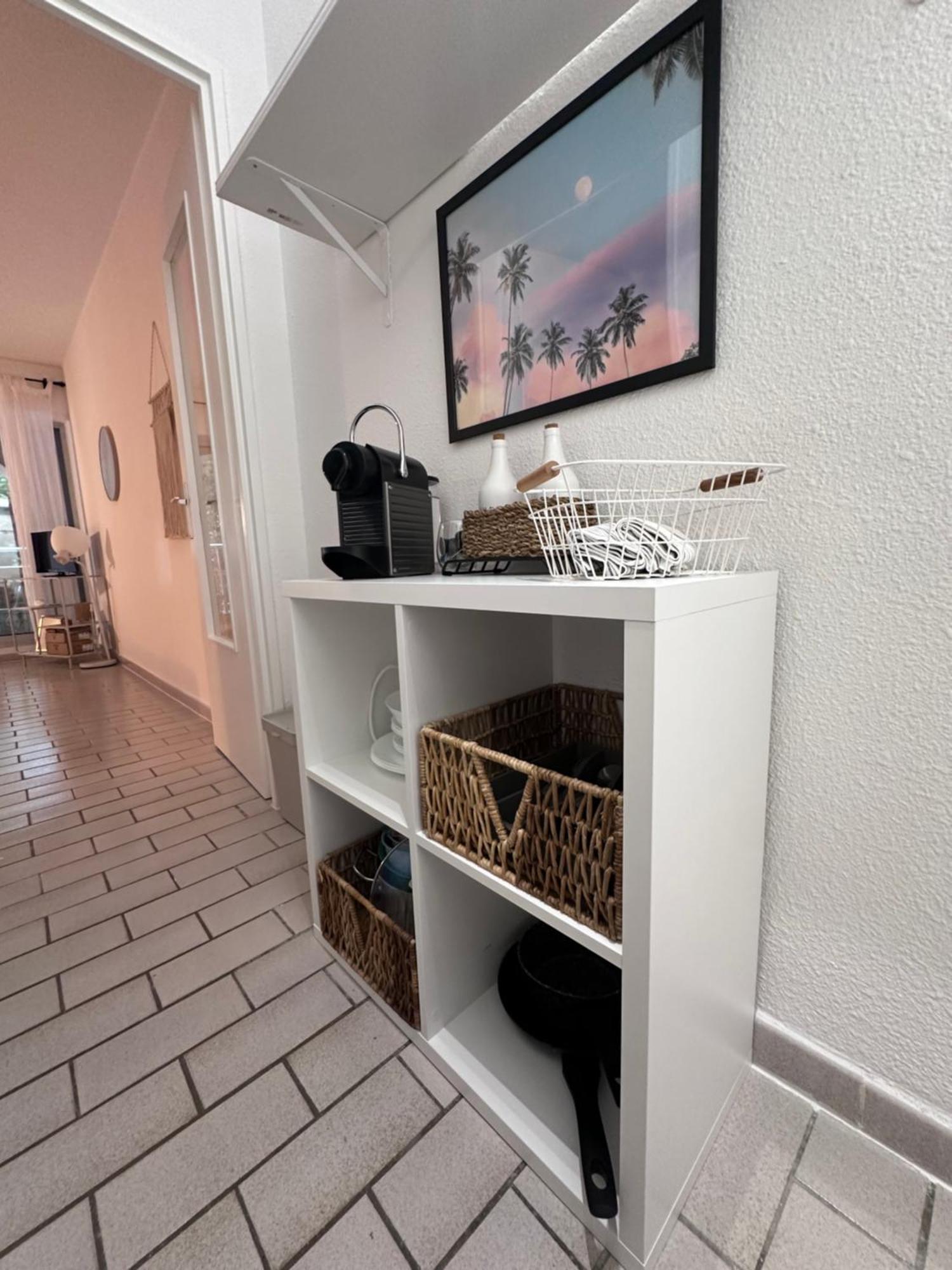 Studio Sur Le Port De Hyeres - A 2Min Des Plages, Clim & Balcon ภายนอก รูปภาพ
